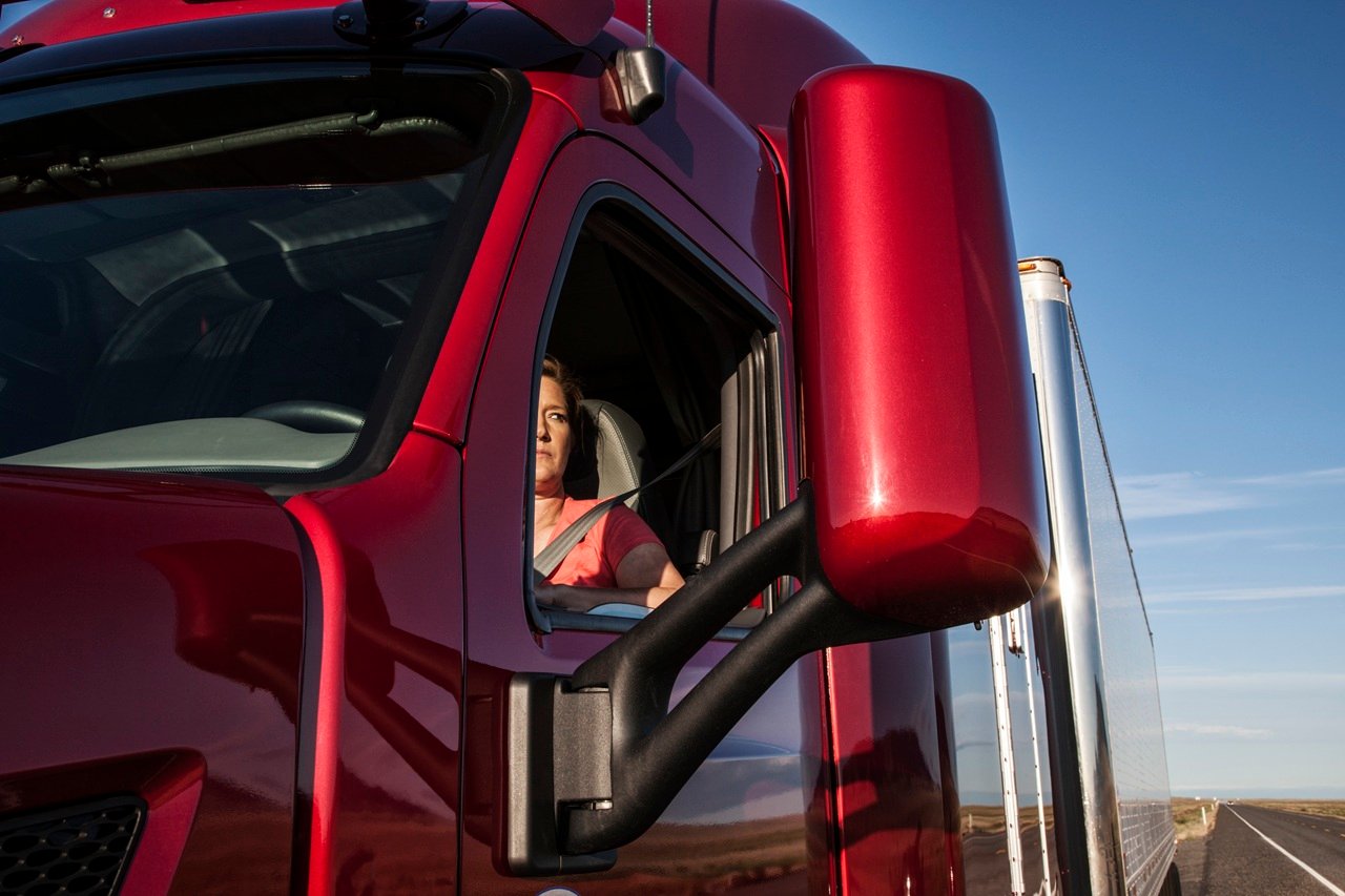 Mobile windshield replacement service Bakersfield