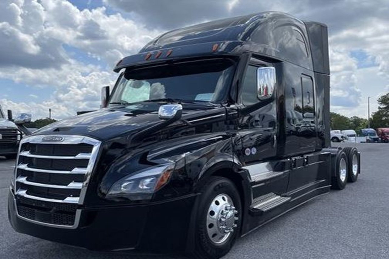 Commercial truck glass replacement Bakersfield